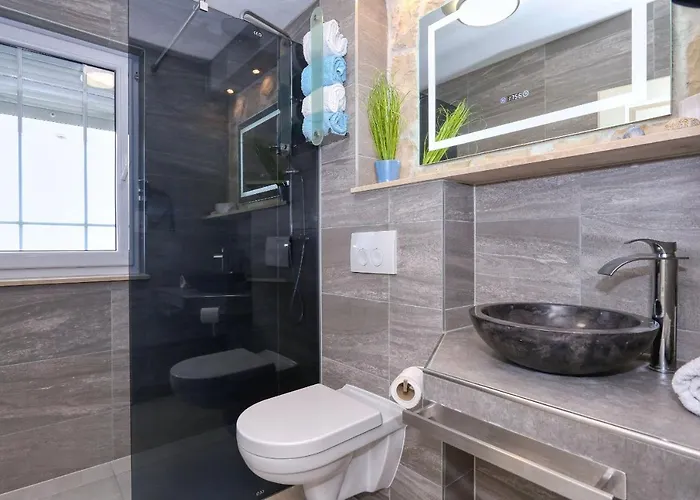 1 Mit Terrasse Und Grill Hochmodern Und Strandnah